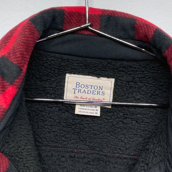 BOSTON TRADERS MEN'S RED PLAID FLANNEL SHERPA-LINED SHIRT/JACKET - SIZE MEDIUM - Picture 2 of 5